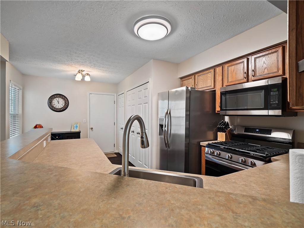 6729 Asterhurst Property Photo 11
