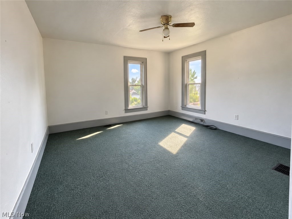 1400 Main Street Property Photo 7