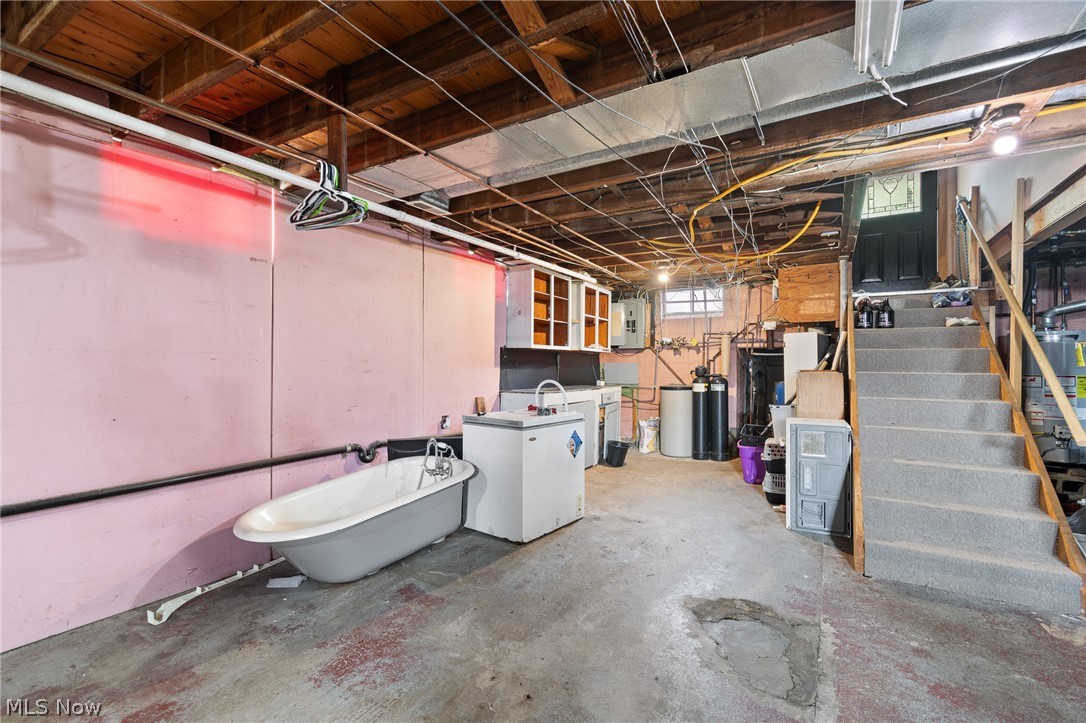 4244 Laffer Square Property Photo 18
