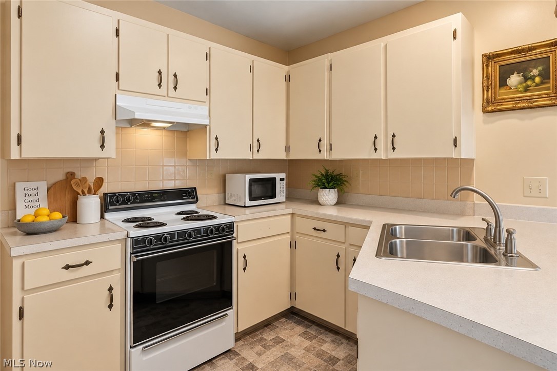 1360 Brittain Woods Road Property Photo 6