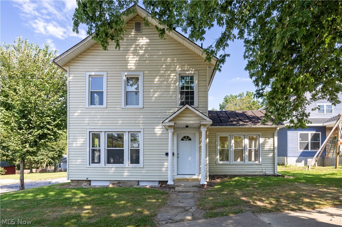 367 W Larwill Street Property Photo 1