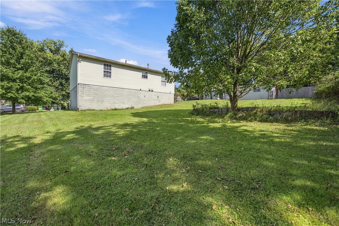 1309 Forest Avenue Se Property Photo 4
