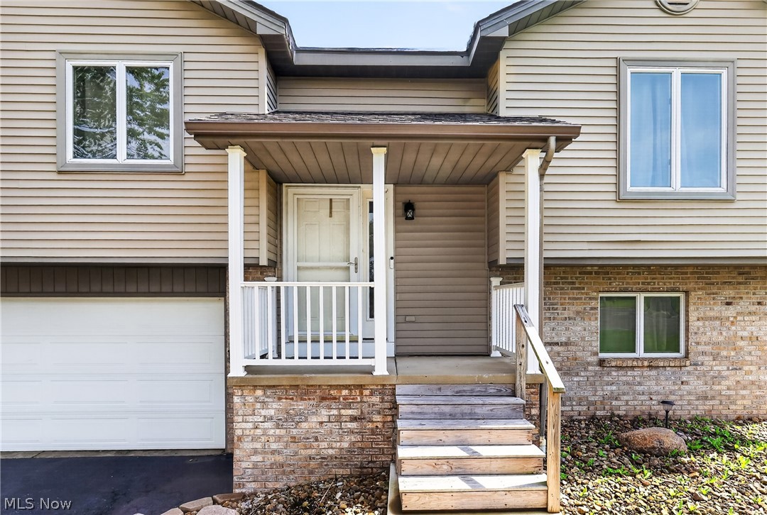 1064 Saul Drive Property Photo 3