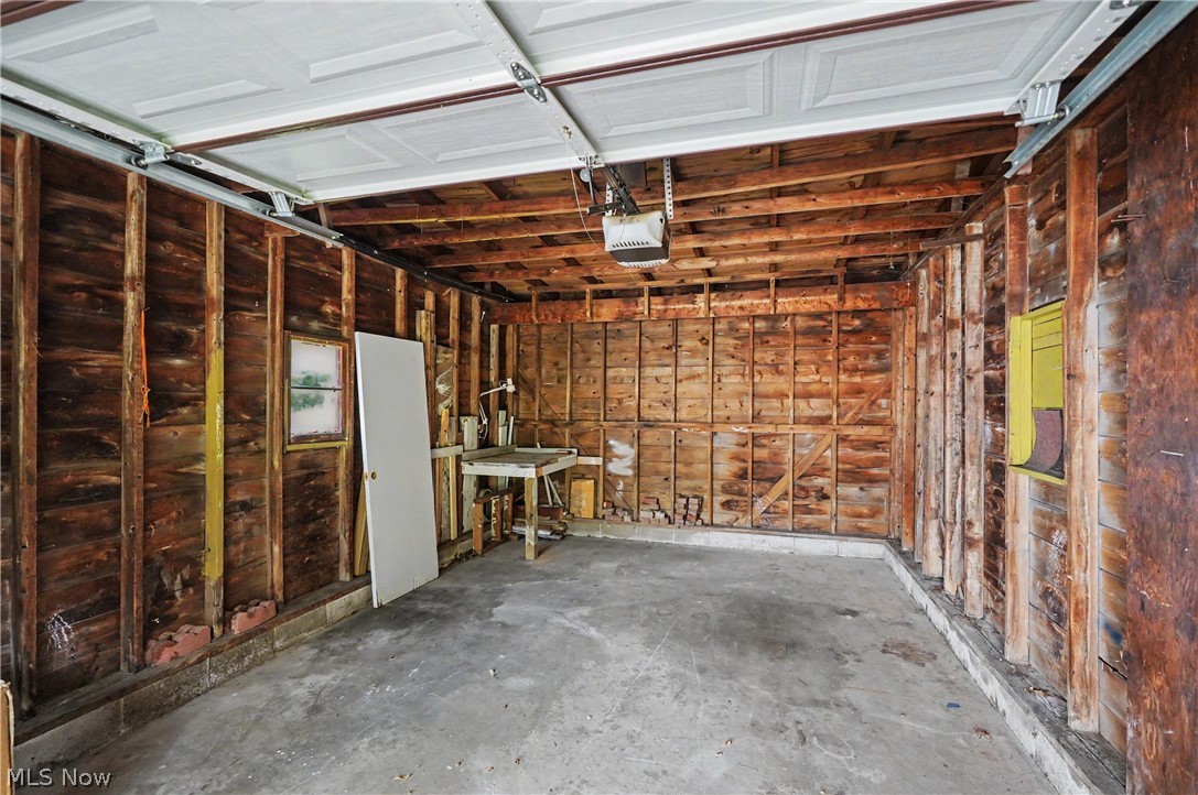 742 Avondale Street Property Photo 10