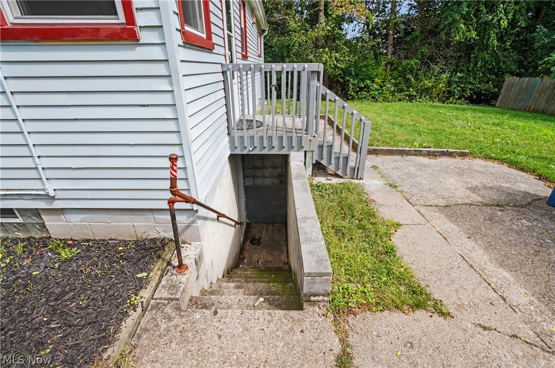 742 Avondale Street Property Photo 14