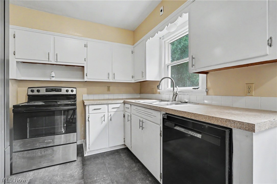 742 Avondale Street Property Photo 19