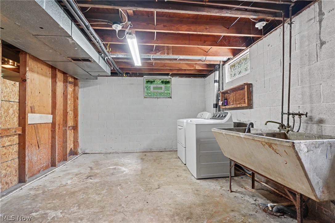 742 Avondale Street Property Photo 37