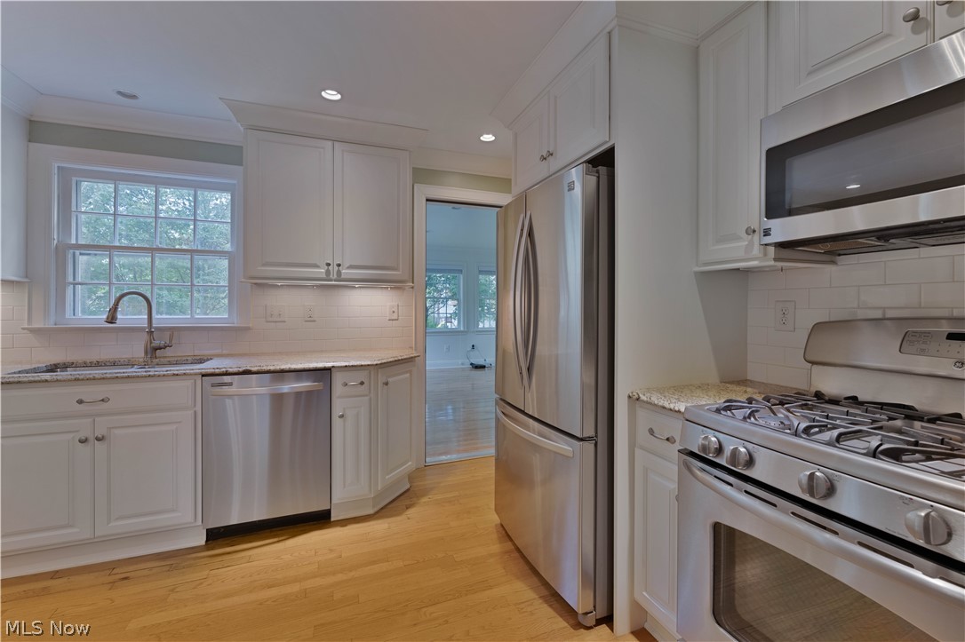 240 Ewing Road Property Photo 11