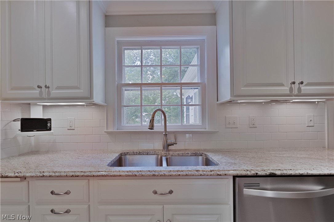 240 Ewing Road Property Photo 14