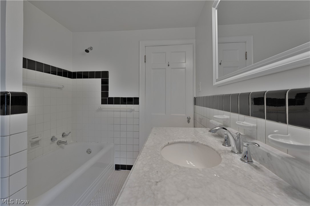 240 Ewing Road Property Photo 31