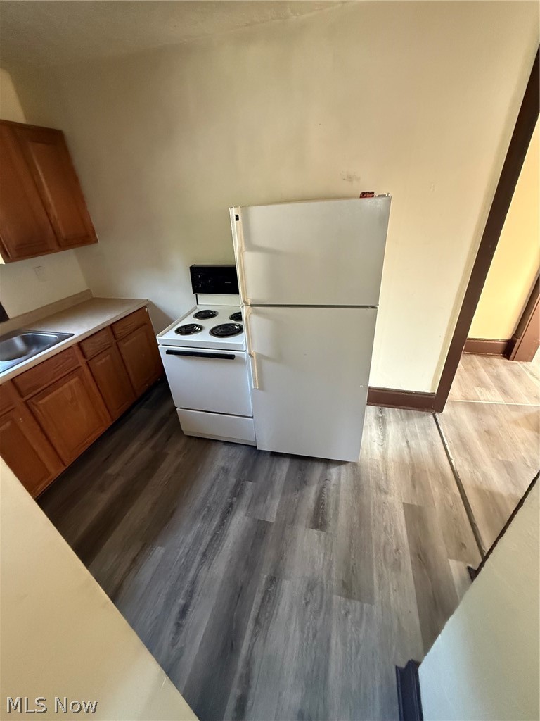 403 Spicer Street Property Photo 5