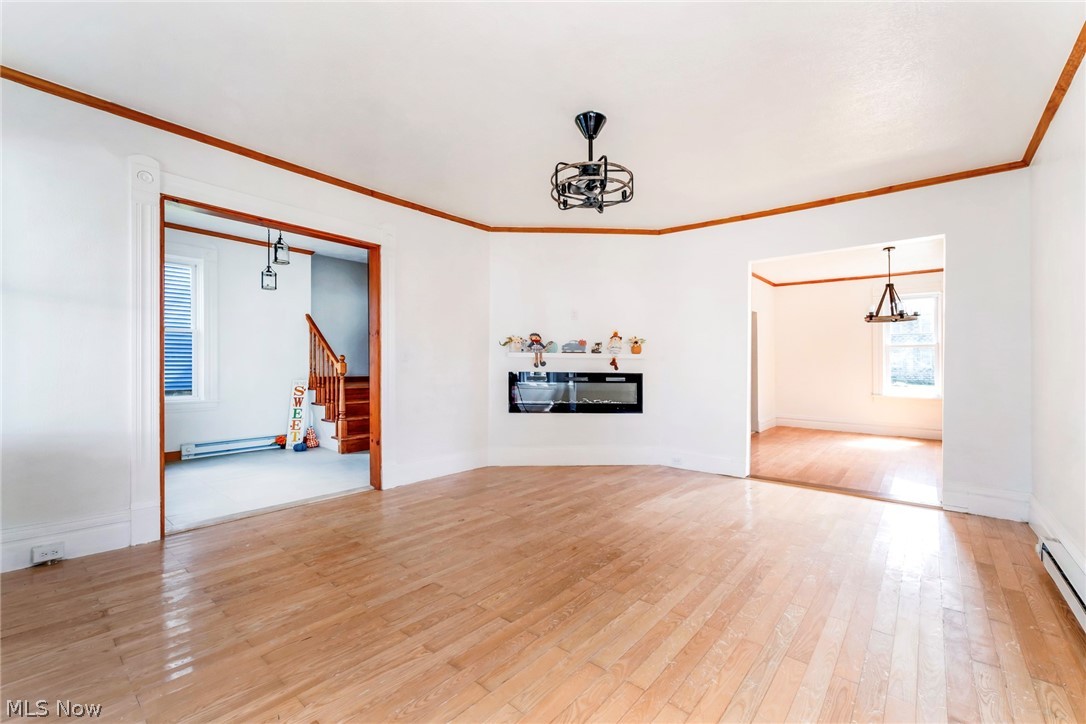 651 E 6th Street Property Photo 10
