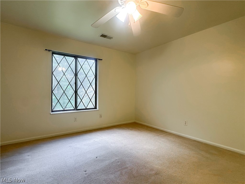 399 Quarry Lane Ne E Property Photo 35