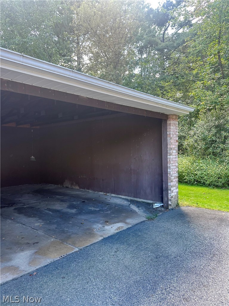 399 Quarry Lane Ne E Property Photo 43