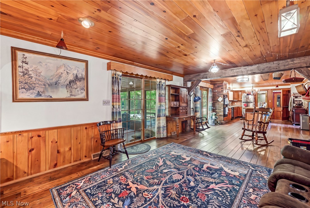 6859 Fairground Boulevard Property Photo 18