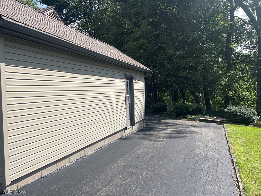 3255 Meadowlark Lane Property Photo 3