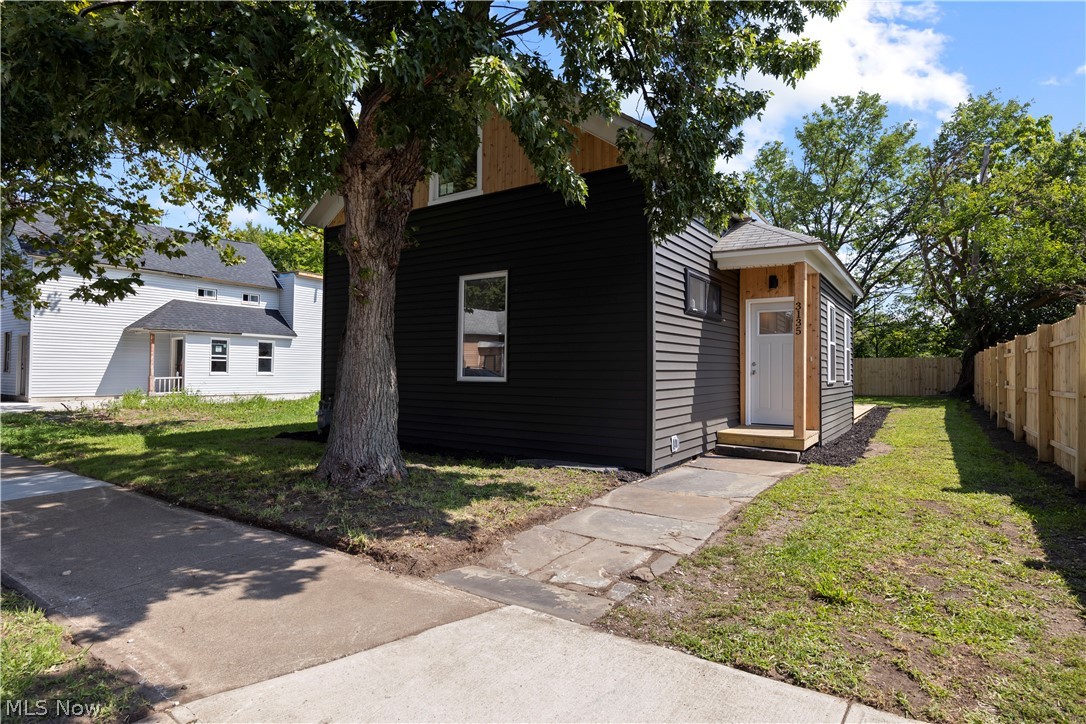 3135 W 16th Street