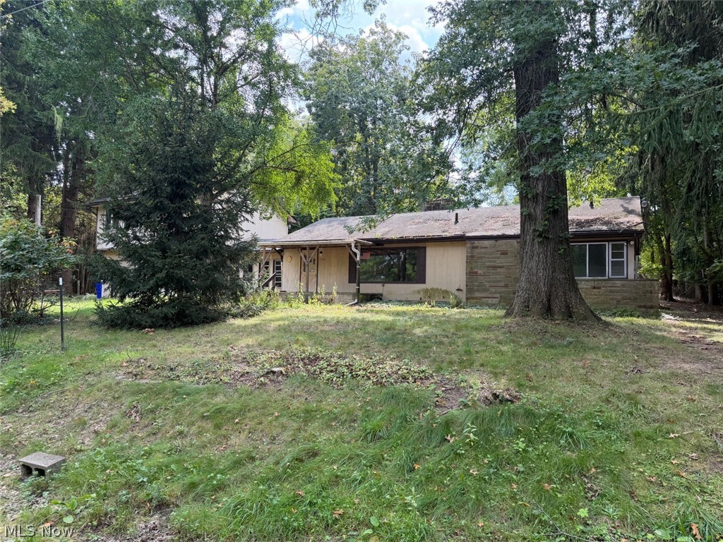 1700 Holly Drive Property Photo 2