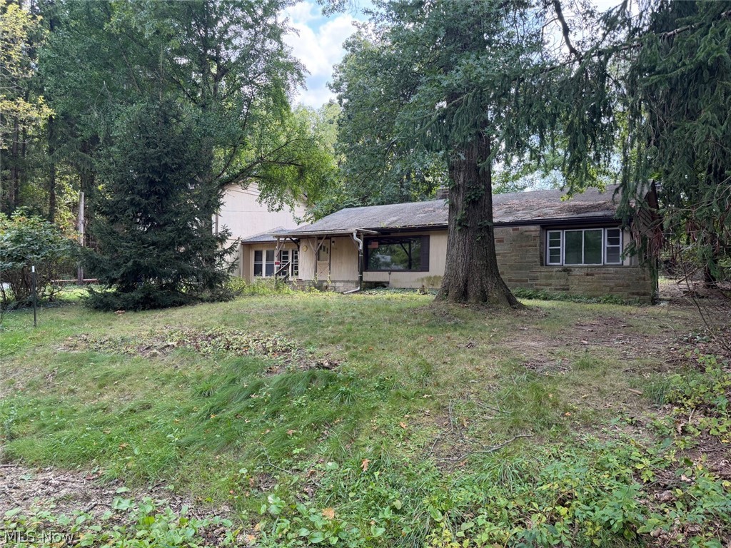 1700 Holly Drive Property Photo 3