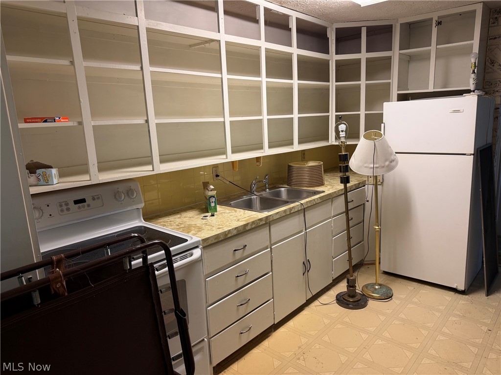 1700 Holly Drive Property Photo 32