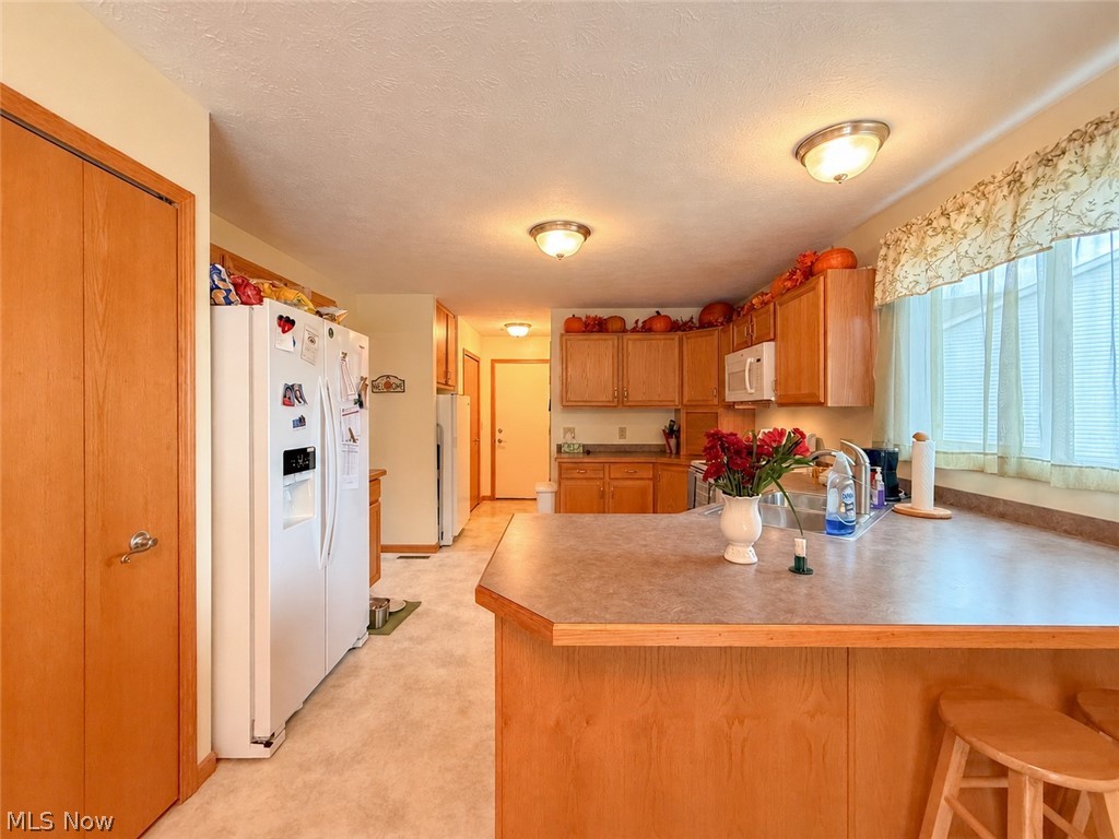 135 Pondview Circle Property Photo 6
