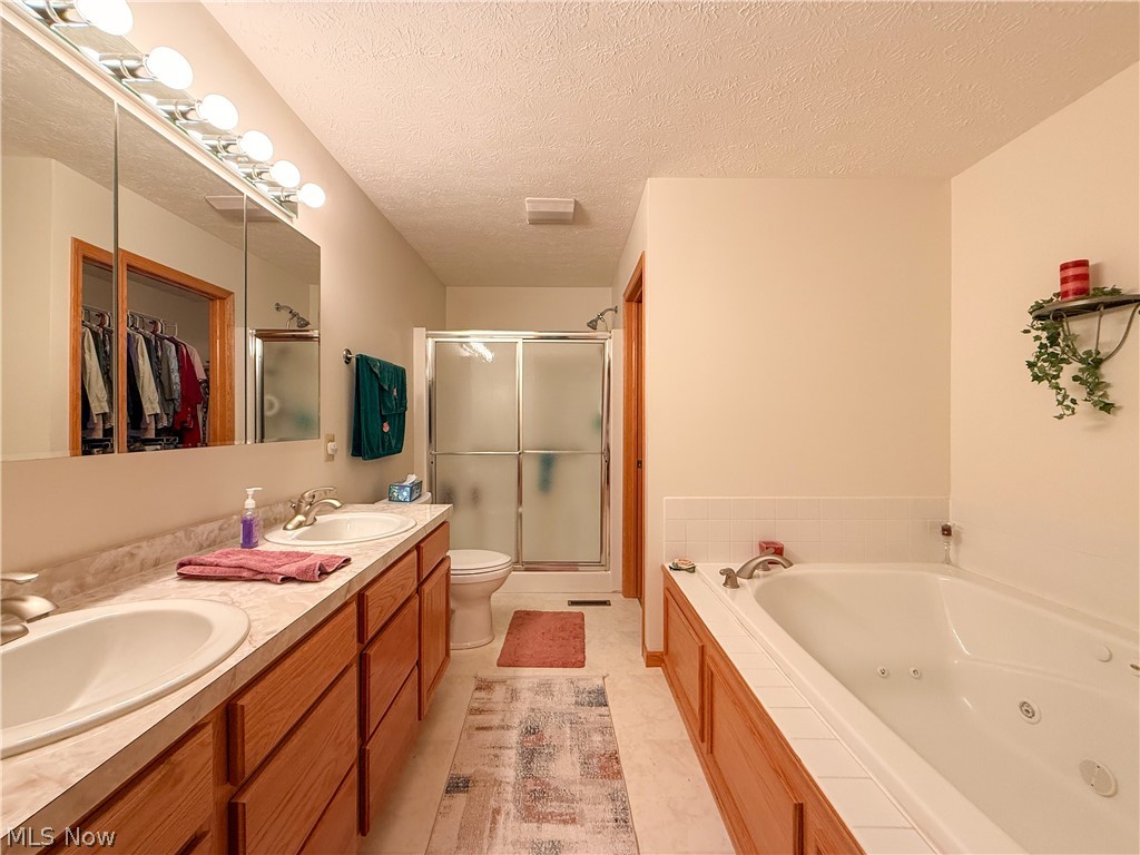 135 Pondview Circle Property Photo 18