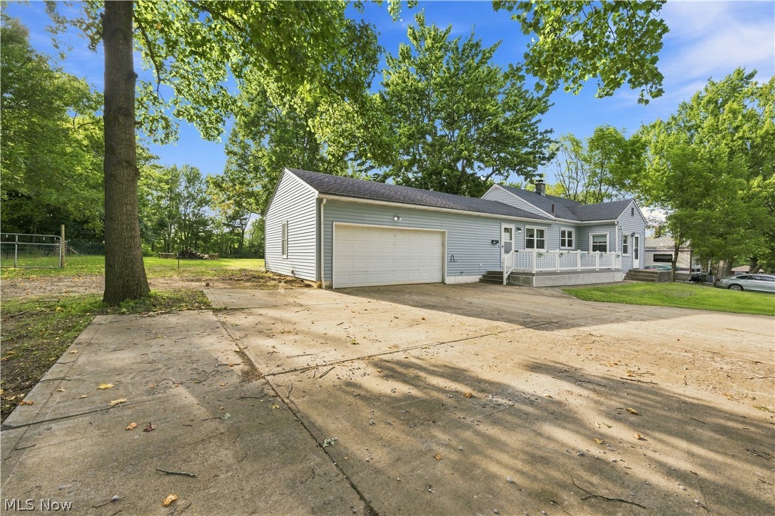 540 Bird Street Property Photo 3