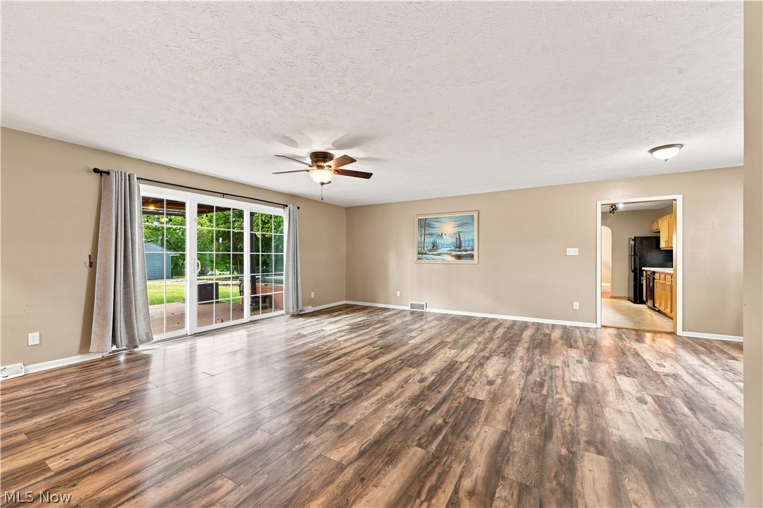 540 Bird Street Property Photo 7