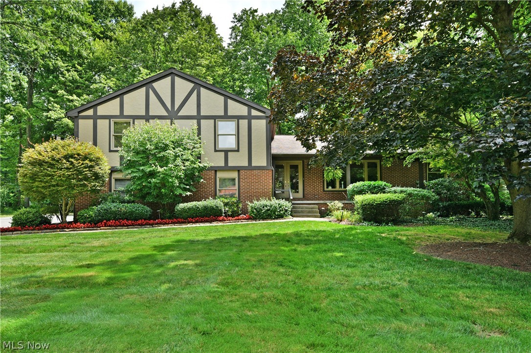 5597 Engleton Lane Property Photo 1