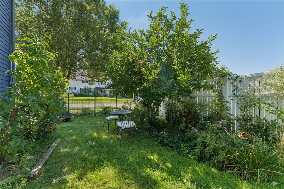 333 High Street Property Photo 37
