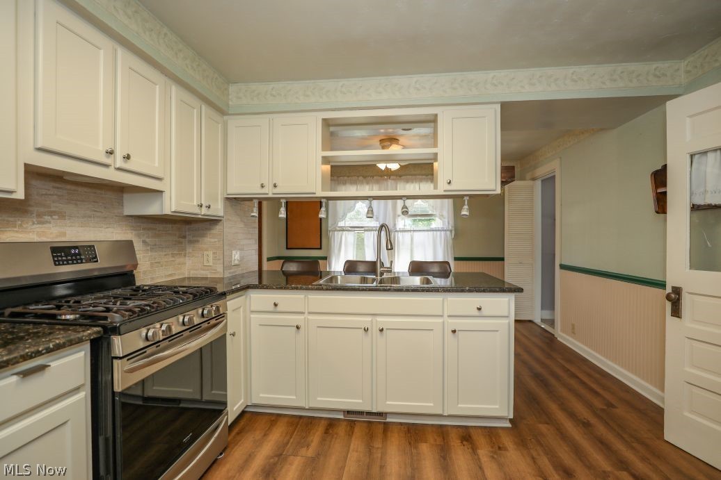 504 E Maple Lane Property Photo 16
