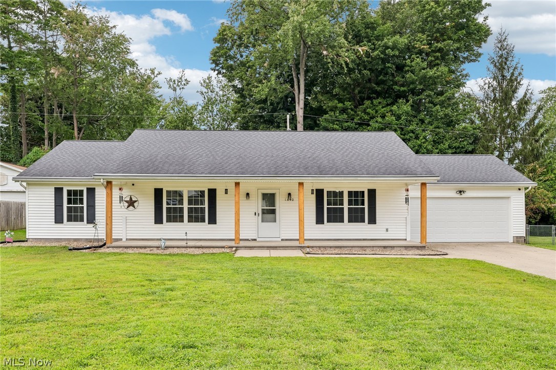 1840 Green Road Property Photo 1