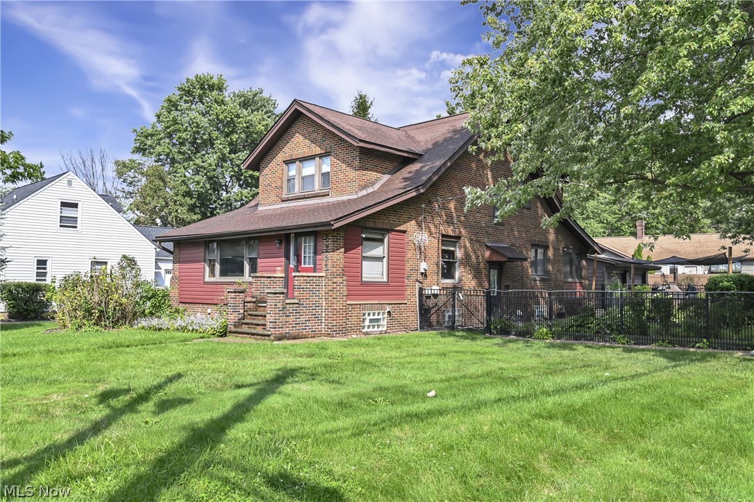 5733 Brecksville Road Property Photo 1
