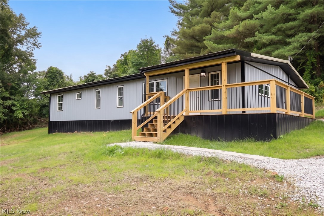 49638 Glencoe Whitney Rd Property Photo 2