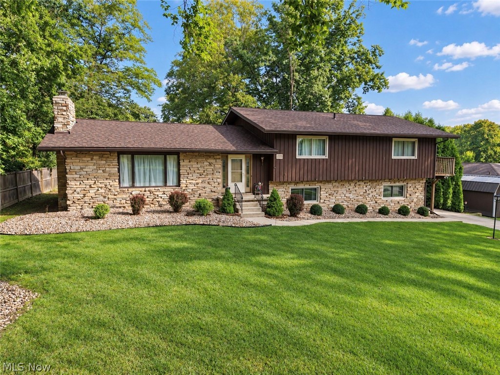 310 Fawnwood Drive Property Photo 1