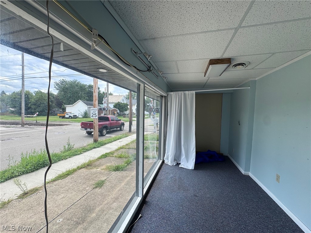 202 E Park Avenue Property Photo 7