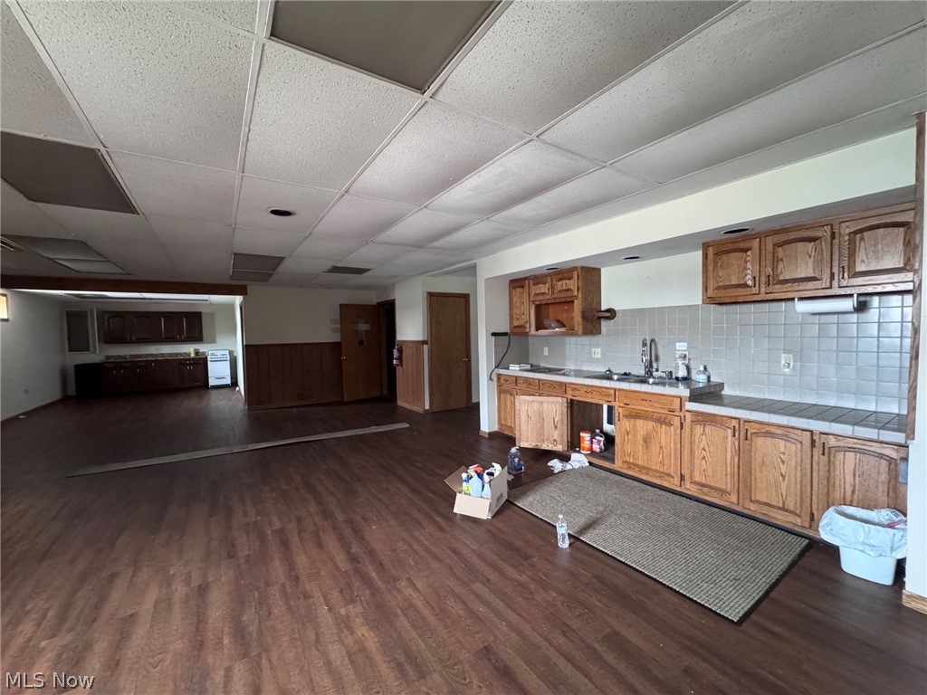 202 E Park Avenue Property Photo 23
