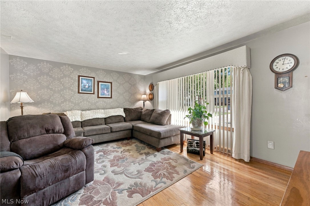 38233 Parkway Boulevard Property Photo 6