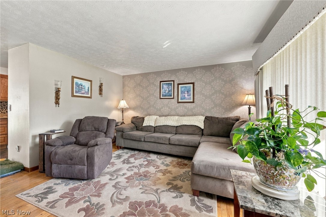 38233 Parkway Boulevard Property Photo 7