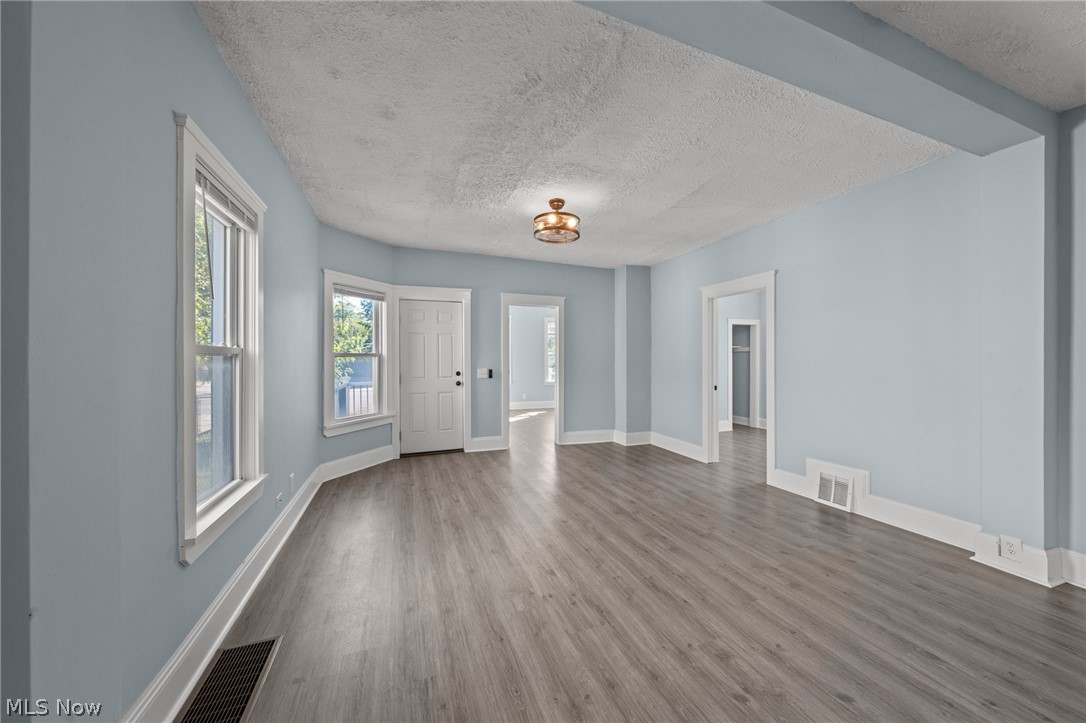 1424 Starkweather Avenue Property Photo 6