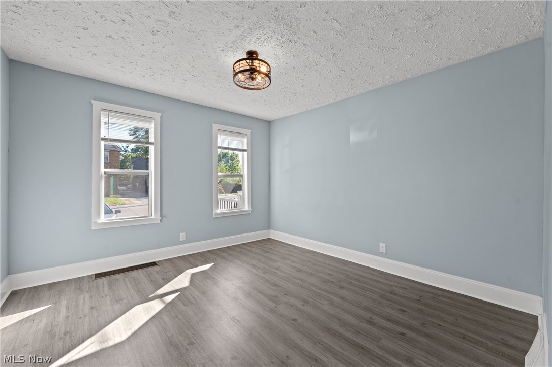 1424 Starkweather Avenue Property Photo 10