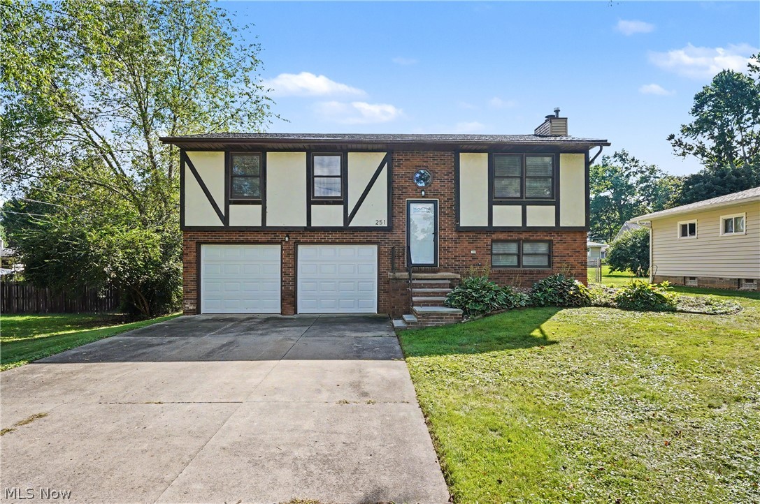 251 Caladonia Avenue Property Photo 1