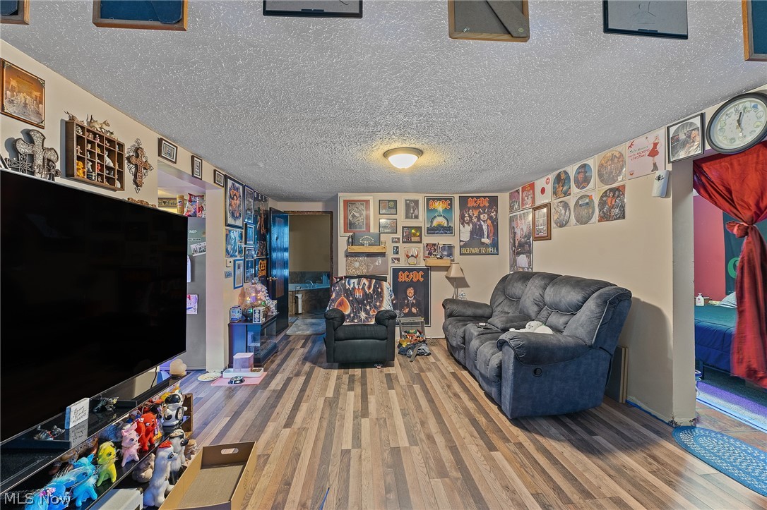 344 Mahoning Avenue Property Photo 16