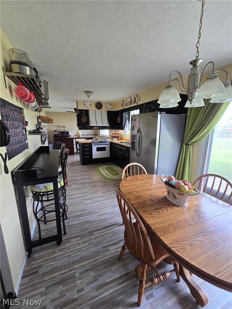 1576 Suzanne Circle Property Photo 5