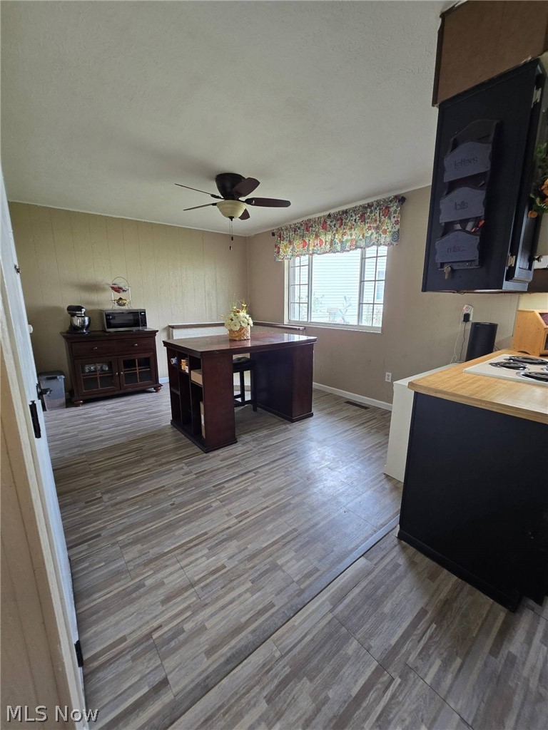 1576 Suzanne Circle Property Photo 6