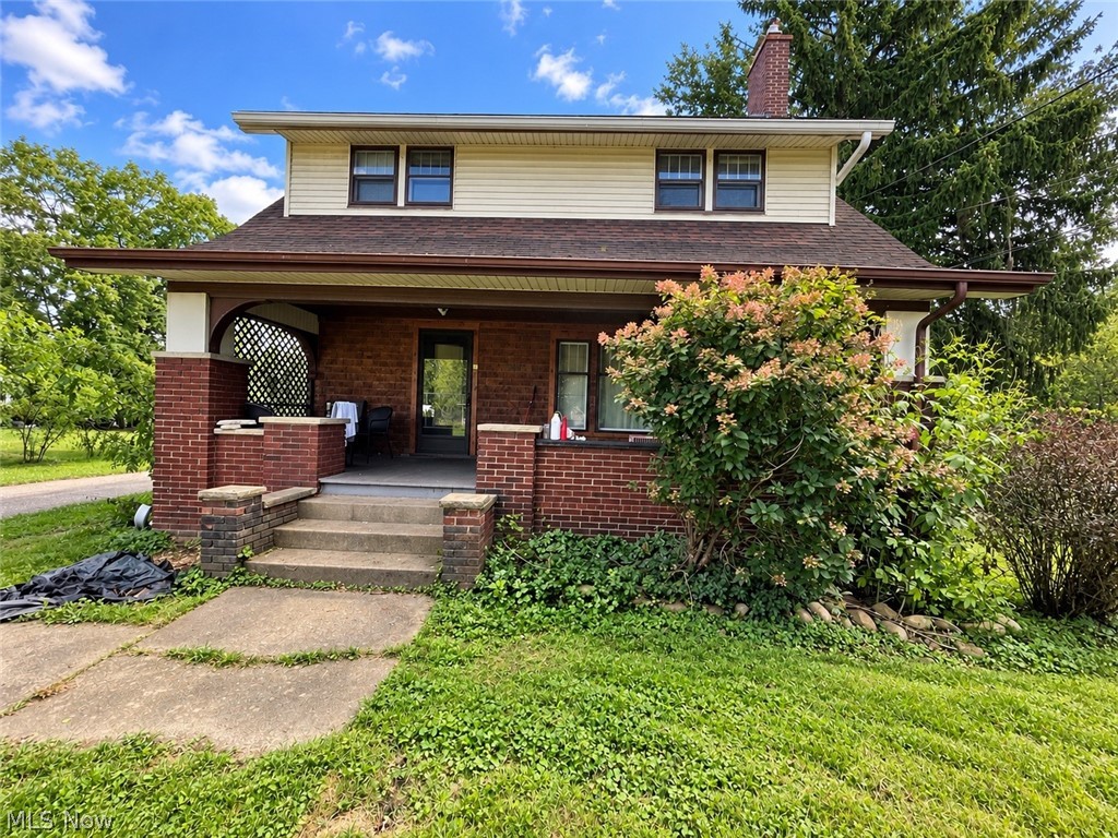3404 Lincoln Street E Property Photo 1