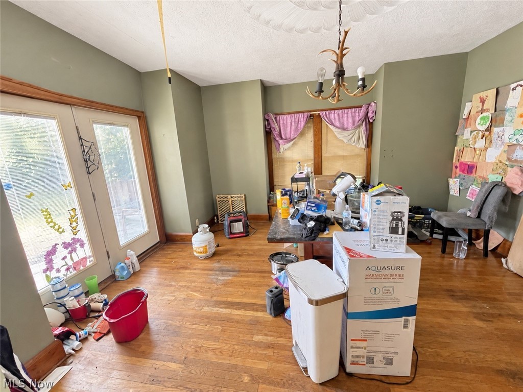 3404 Lincoln Street E Property Photo 9