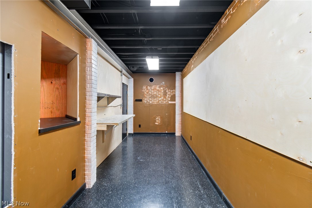3898 Kenway Boulevard Property Photo 43