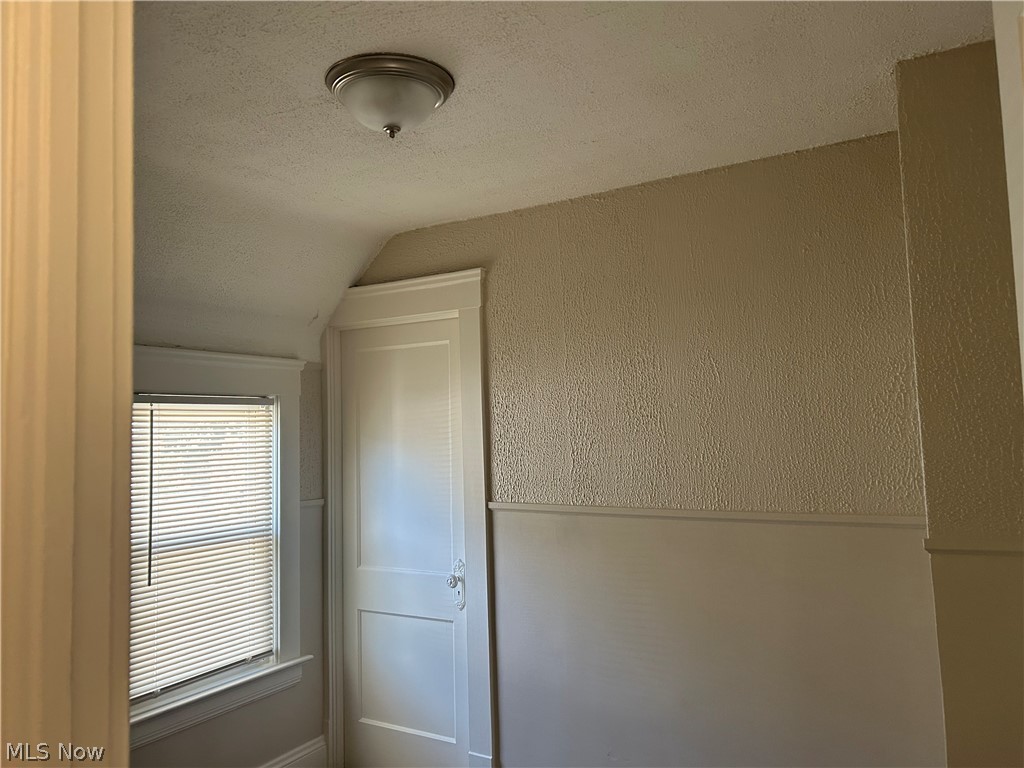 3961 E 53rd Street Property Photo 20