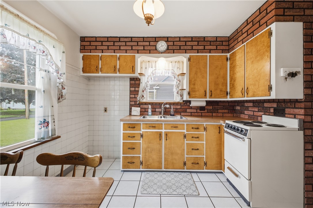 144 Argyle Avenue Property Photo 8